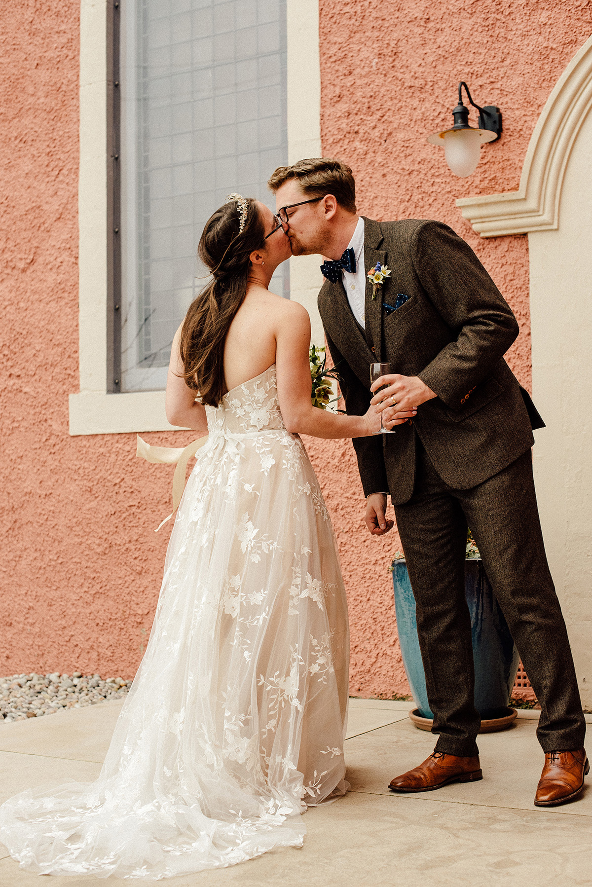 the harbour chapel wedding couple
