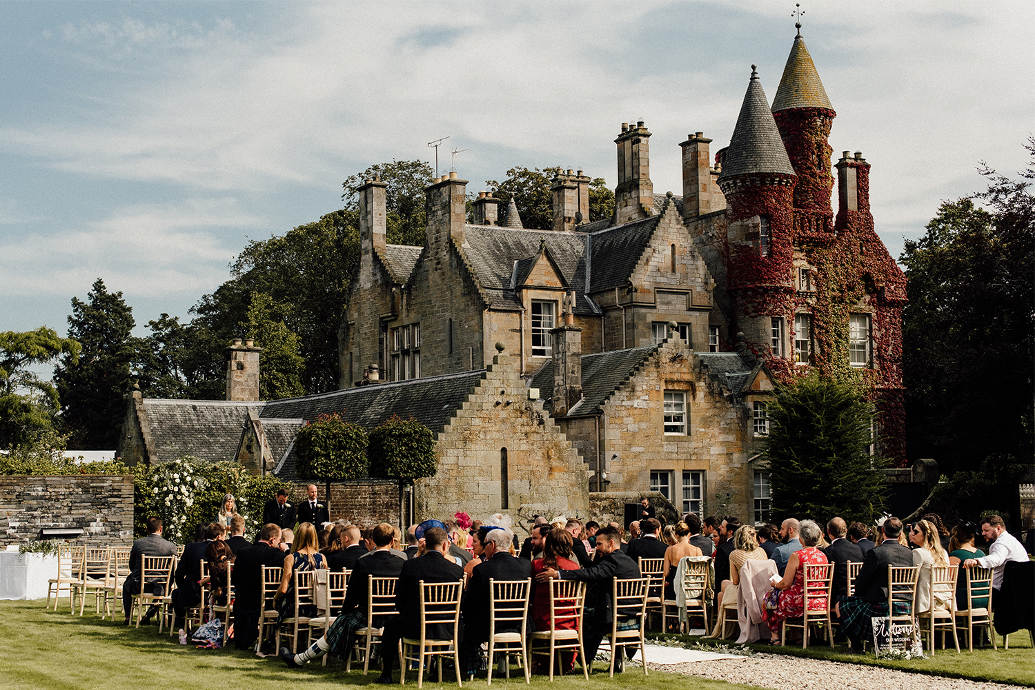 Carlowrie Castle wedding