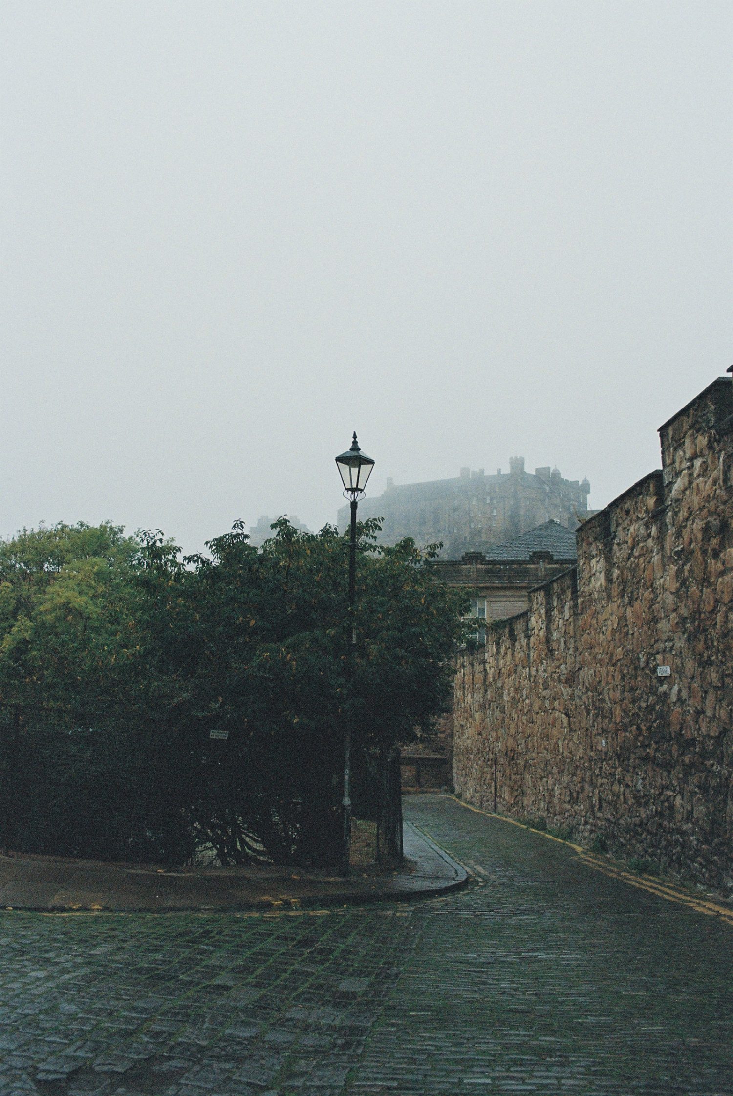 A photo of the Vennel viewpoint in Edinburgh on a foggy day.