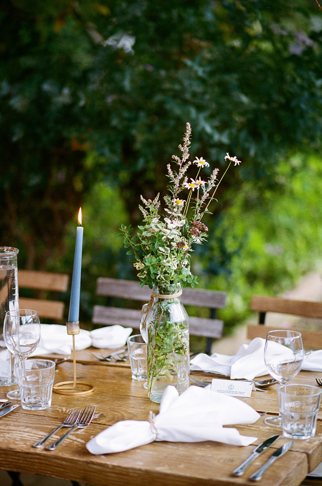 Photo of table decoration at the Secret herb Garden.