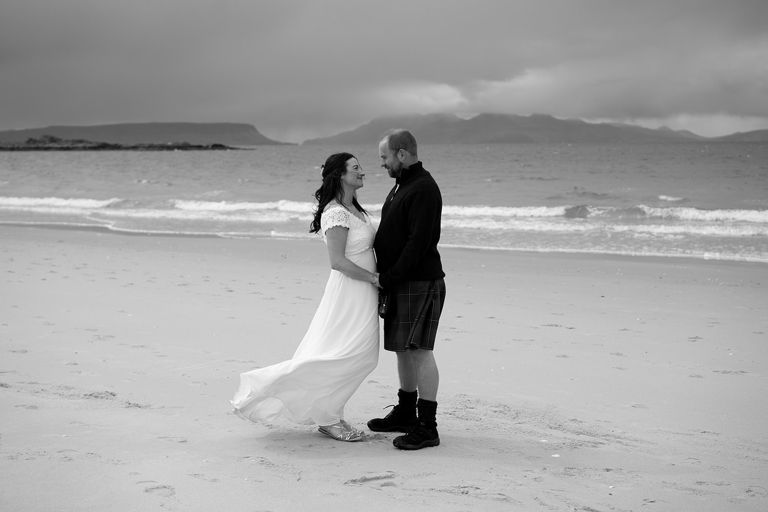 Beach location in Scotland for a wedding ceremony. 
