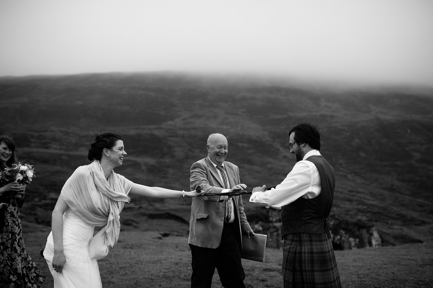 Couple eloping to Isle of Skye in Scotland photographed by Anna Urban.